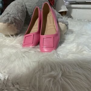 Womens shoes